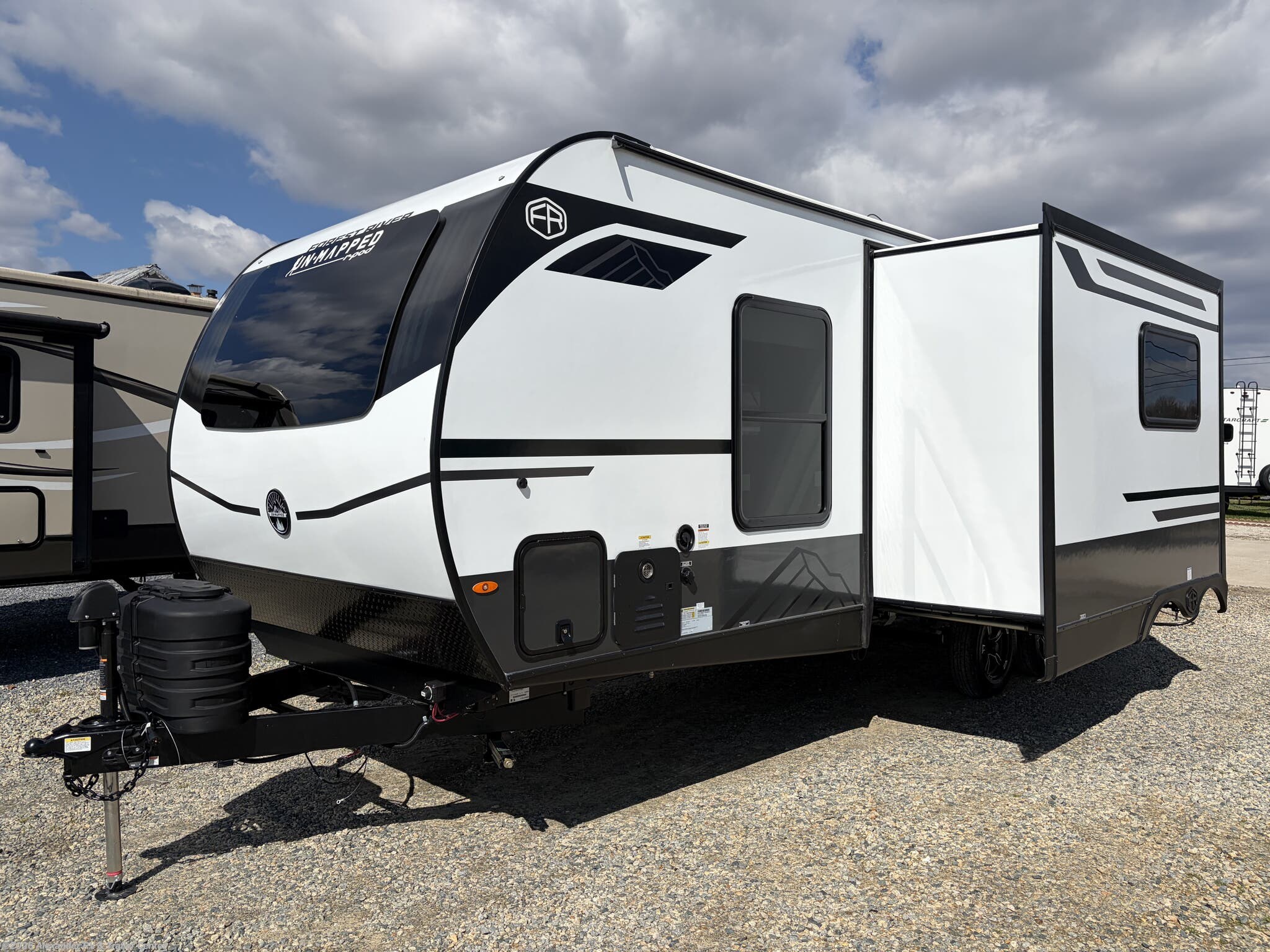 2026 Forest River R-Pod Un-Mapped 26BH - New Travel Trailer For Sale by Alexander RV & Trailer Center in Clayton, Delaware features Oven, Shower, Table and Chairs, Pass Thru Storage, Enclosed Underbelly