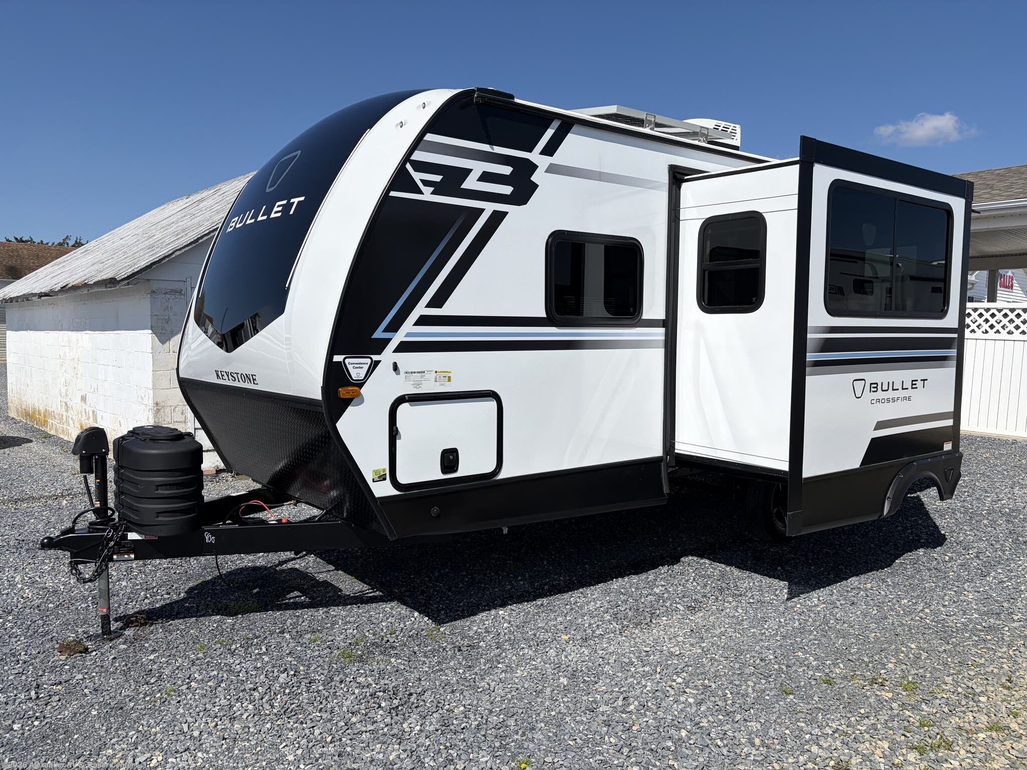 2026 Keystone Bullet Crossfire 208MKS - New Travel Trailer For Sale by Alexander RV & Trailer Center in Clayton, Delaware features Stove, Fiberglass Sidewalls, Toilet, Black Tank Flush, Air Conditioning