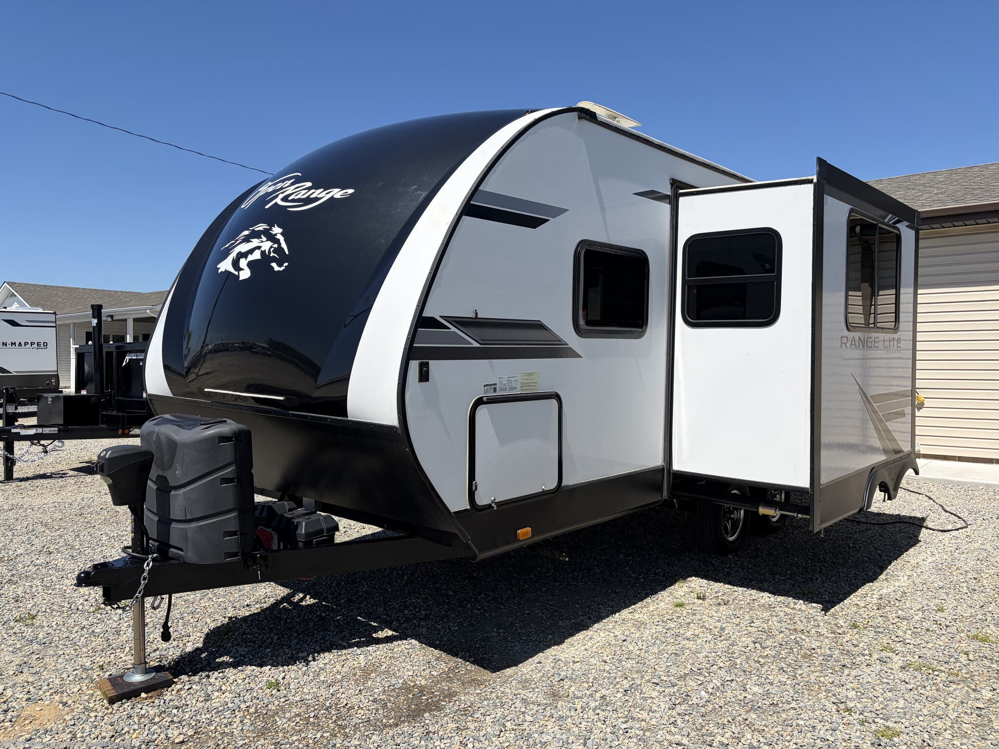 2021 Highland Ridge Open Range Range Lite 212FB - Used Travel Trailer For Sale by Alexander RV & Trailer Center in Clayton, Delaware features Alloy Wheels, TV Antenna, Enclosed Underbelly, Medicine Cabinet, PVC Roof