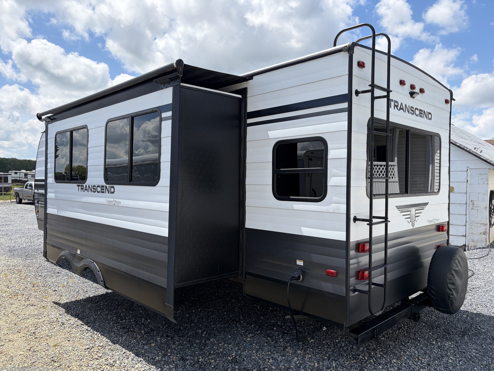 2019 Transcend 26RLS by Grand Design from Alexander RV & Trailer Center in Clayton, Delaware