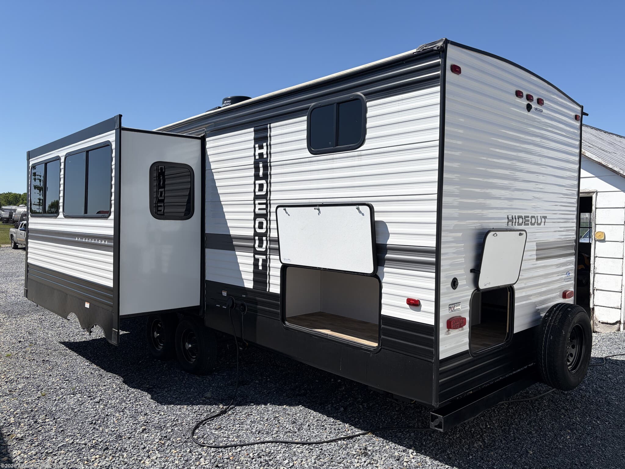 2022 Hideout 290QB by Keystone from Alexander RV & Trailer Center in Clayton, Delaware