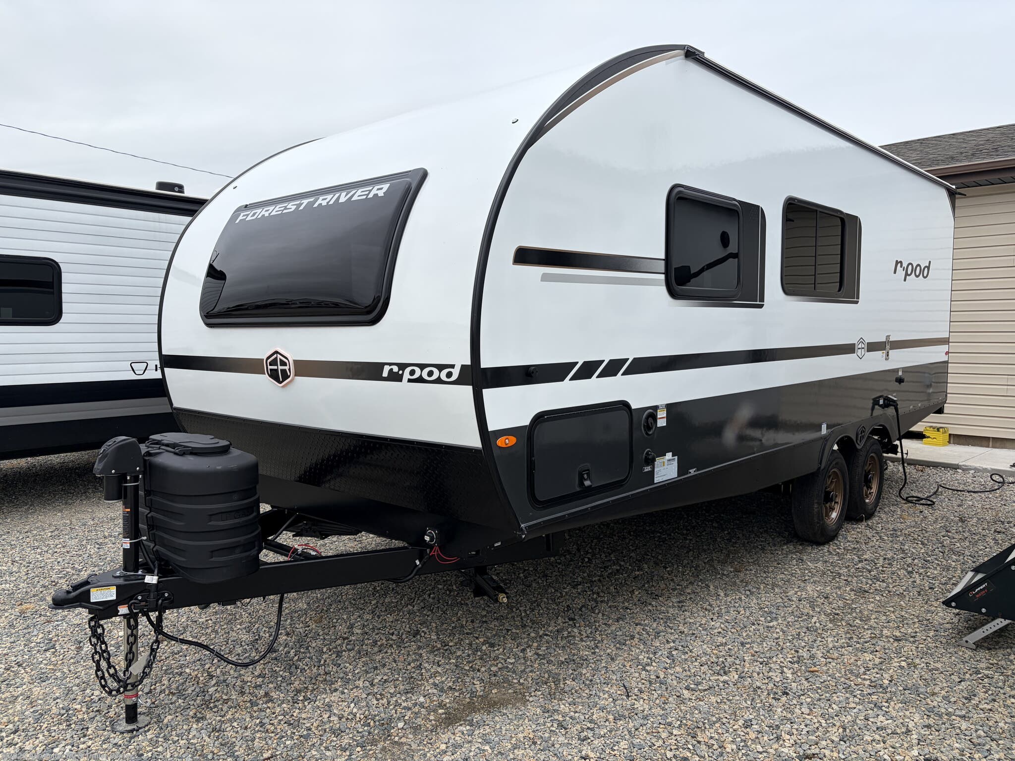 2026 Forest River R-Pod RP-205 - New Travel Trailer For Sale by Alexander RV & Trailer Center in Clayton, Delaware features 30 Amp Service, Queen Bed, Azdel Composite Panels, Exterior Speakers, Skylight