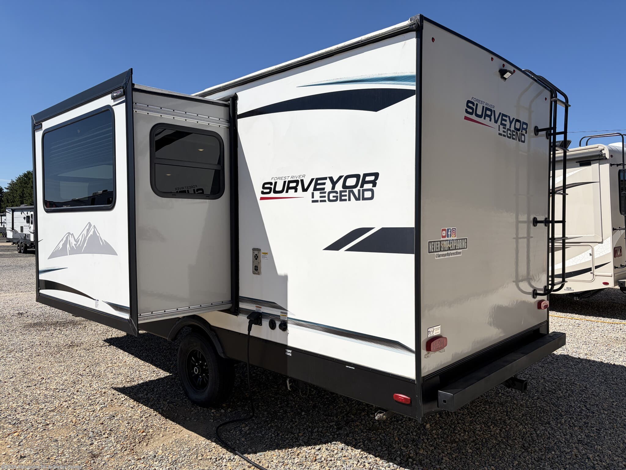2022 Surveyor Legend 19RBLE by Forest River from Alexander RV & Trailer Center in Clayton, Delaware