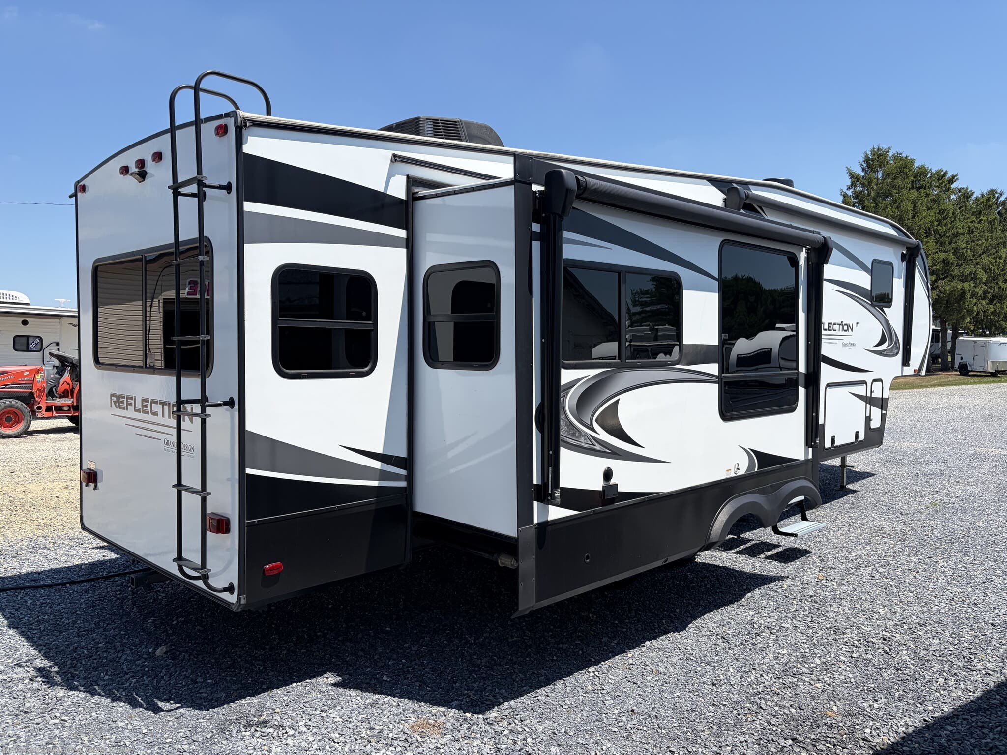 Used 2020 Grand Design Reflection 337RLS available in Clayton, Delaware