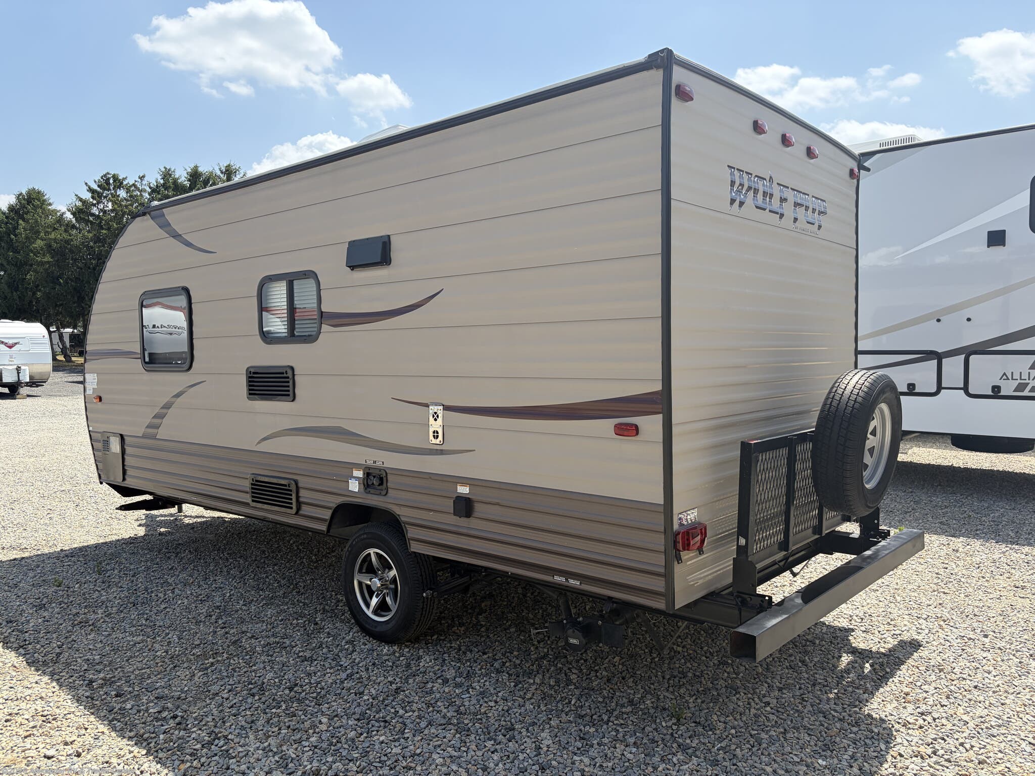 2016 Cherokee Wolf Pup 16FQ by Forest River from Alexander RV & Trailer Center in Clayton, Delaware
