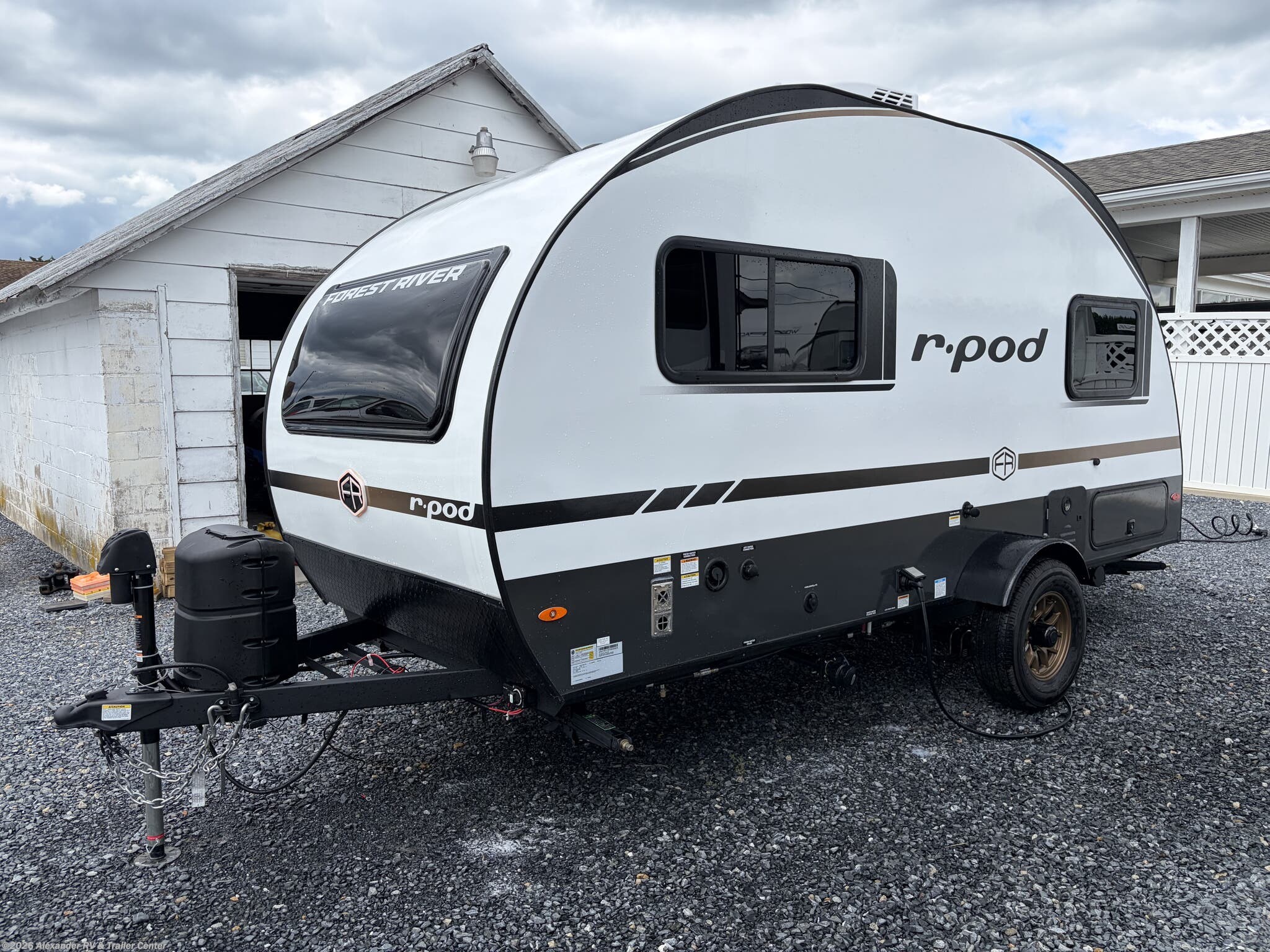 2026 Forest River R-Pod RP-171 - New Travel Trailer For Sale by Alexander RV & Trailer Center in Clayton, Delaware features Furnace, Air Conditioning, Exterior Speakers, LP Detector, External Shower