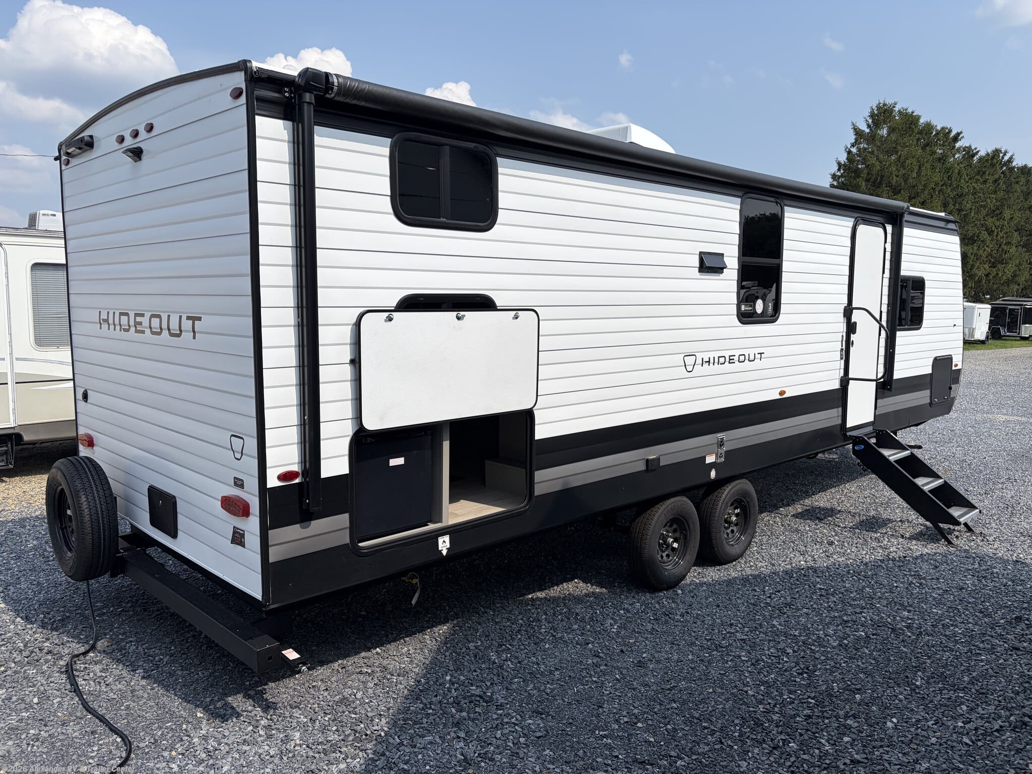 New 2027 Keystone Hideout 262BHS available in Clayton, Delaware