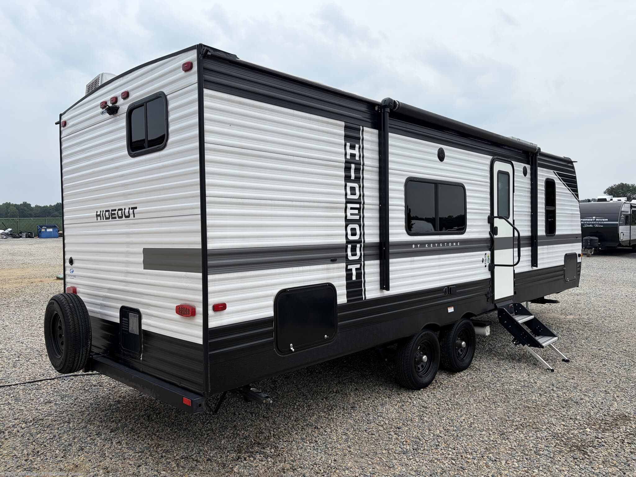 Used 2022 Keystone Hideout 262BH available in Clayton, Delaware