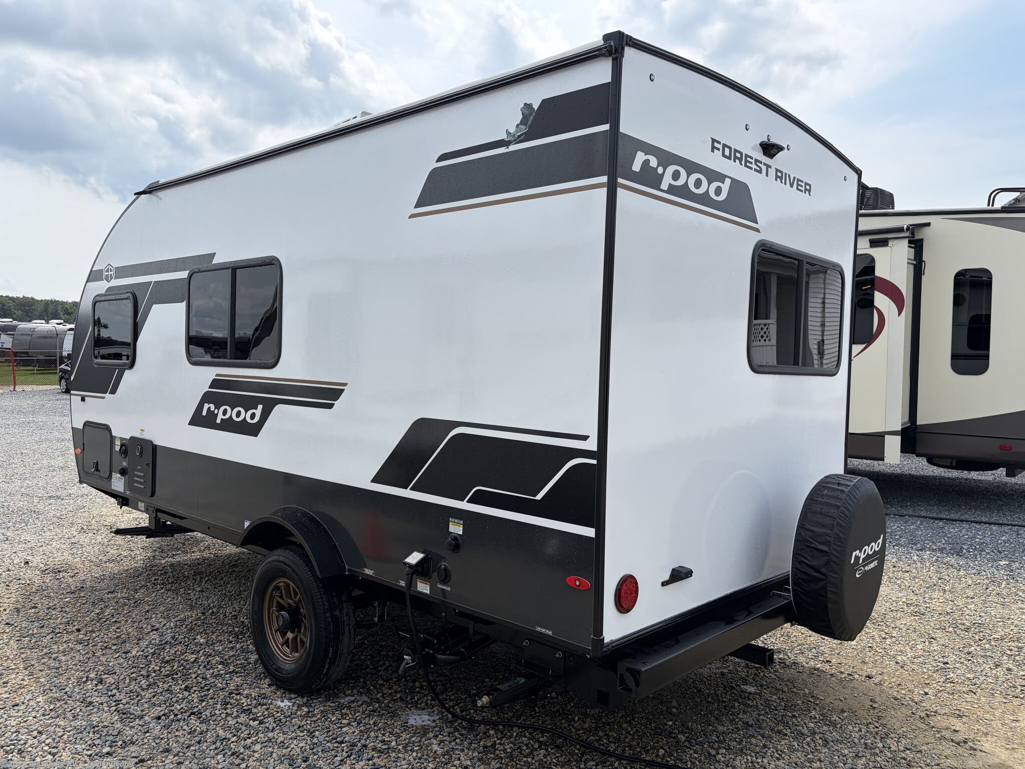 2027 R-Pod RP-194 by Forest River from Alexander RV & Trailer Center in Clayton, Delaware
