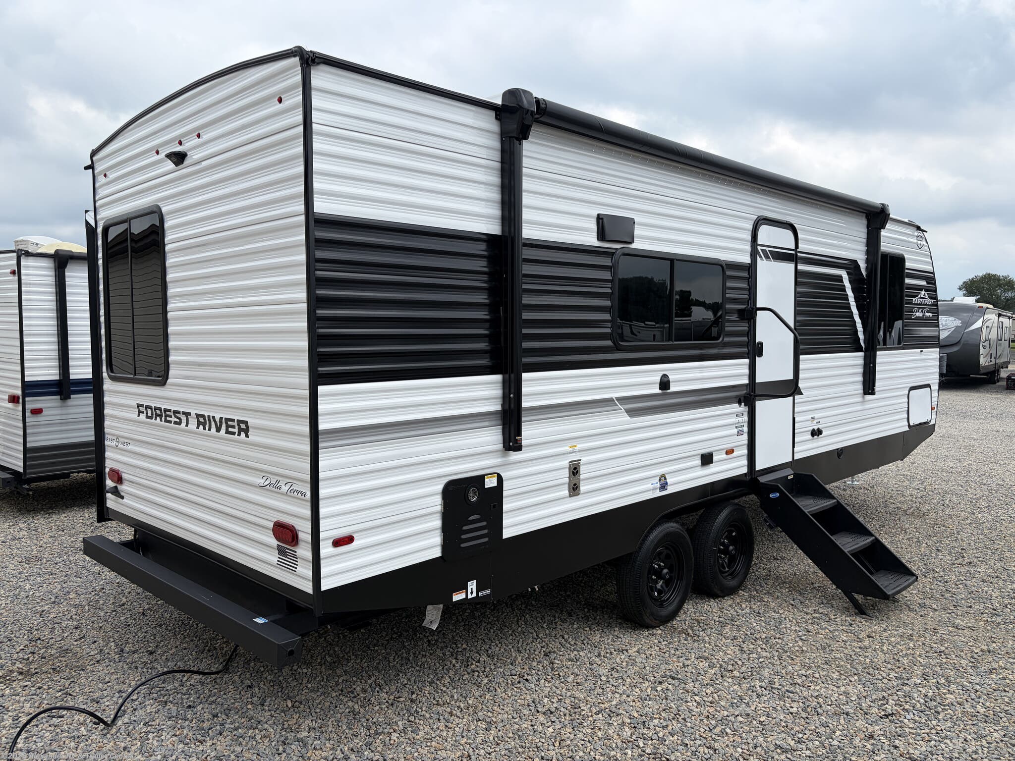 New 2027 East to West Della Terra 250RE available in Clayton, Delaware