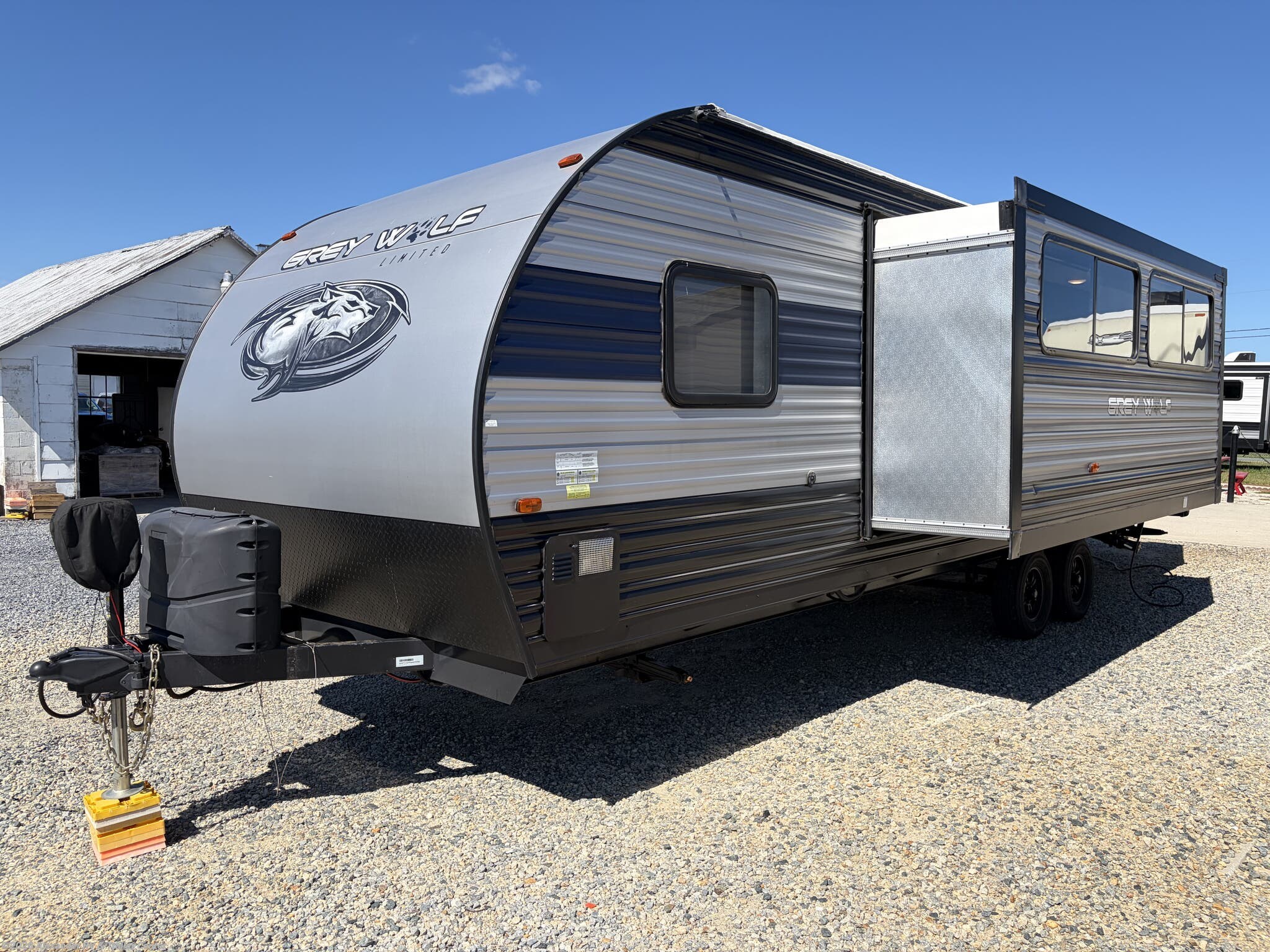 2021 Forest River Cherokee Grey Wolf 26DBH - Used Travel Trailer For Sale by Alexander RV & Trailer Center in Clayton, Delaware features Toilet, Refrigerator (12V), Backup Monitor, Stabilizer Jacks, Air Conditioning