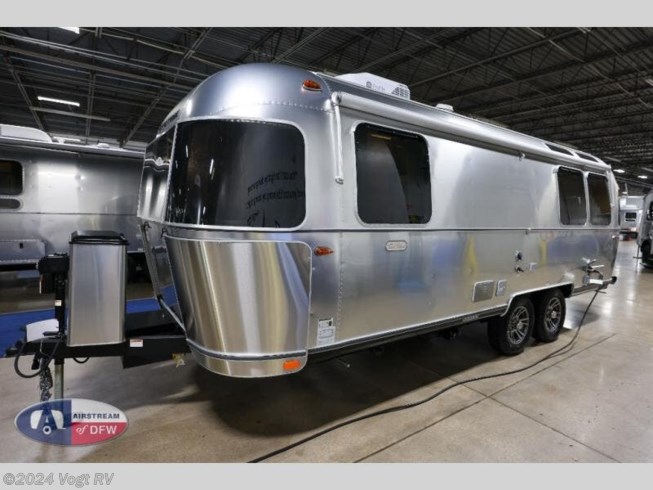 2024 Airstream Trade Wind 25FBQ - New Travel Trailer For Sale by Vogt RV in Fort Worth, Texas