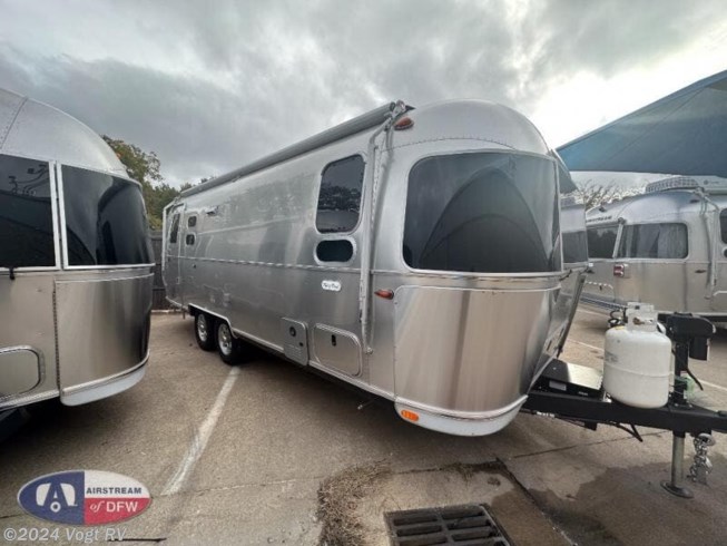 New 2024 Airstream Flying Cloud 25FB available in Fort Worth, Texas