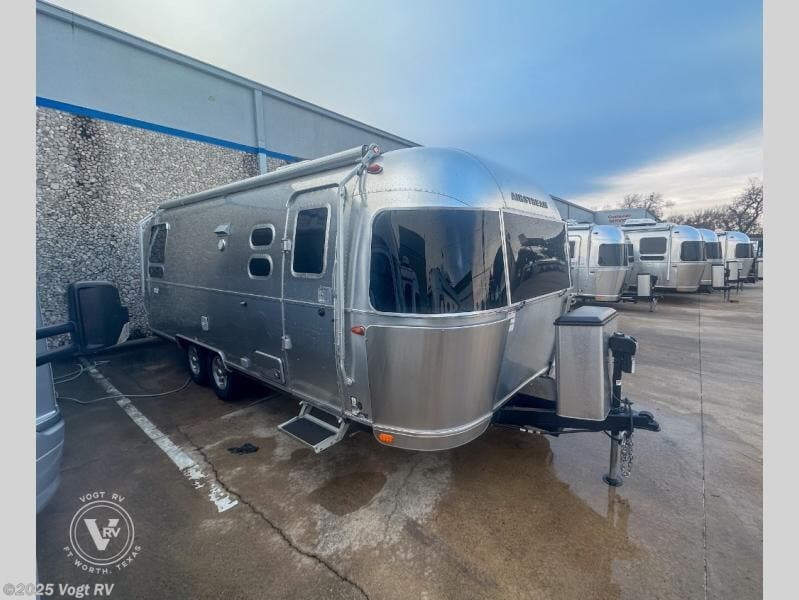 2021 Airstream Flying Cloud 25RB RV for Sale in Fort Worth, TX 76111