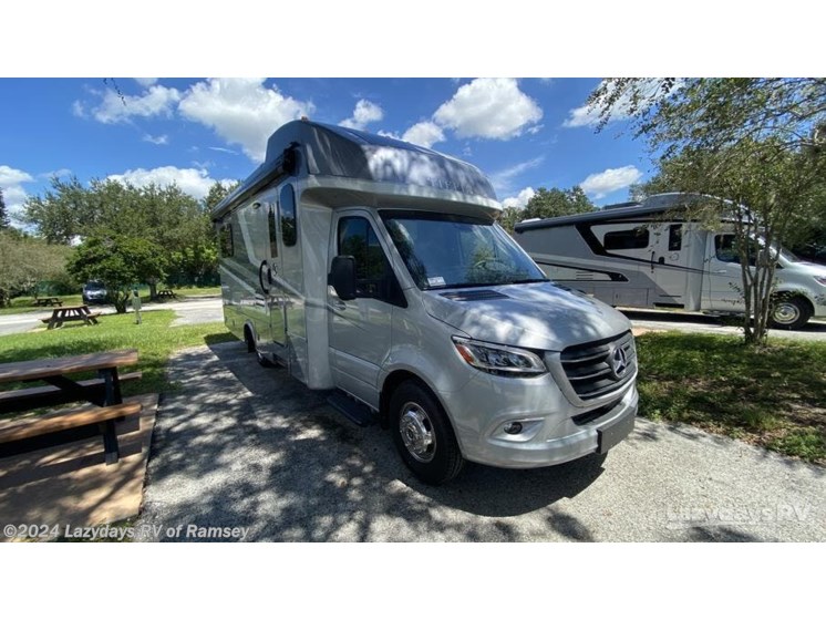 Wayfarer rv shop for sale