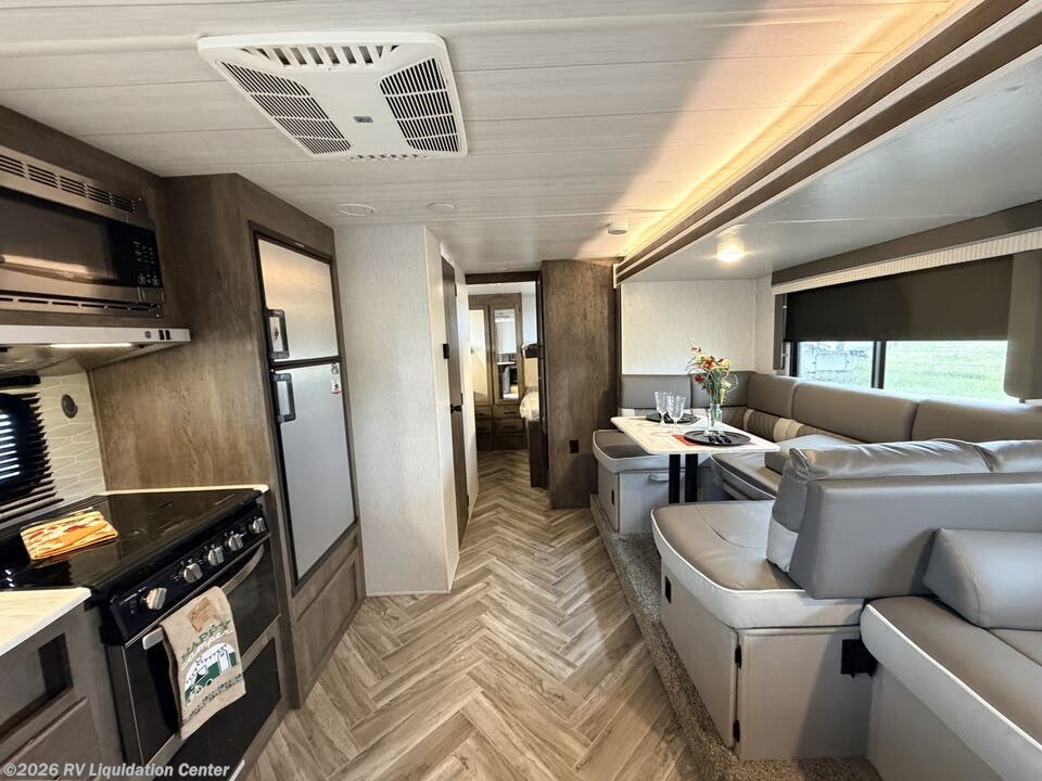 2022 Forest River Wildwood X-Lite - Used Travel Trailer For Sale by RV Liquidation Center in Madera, California