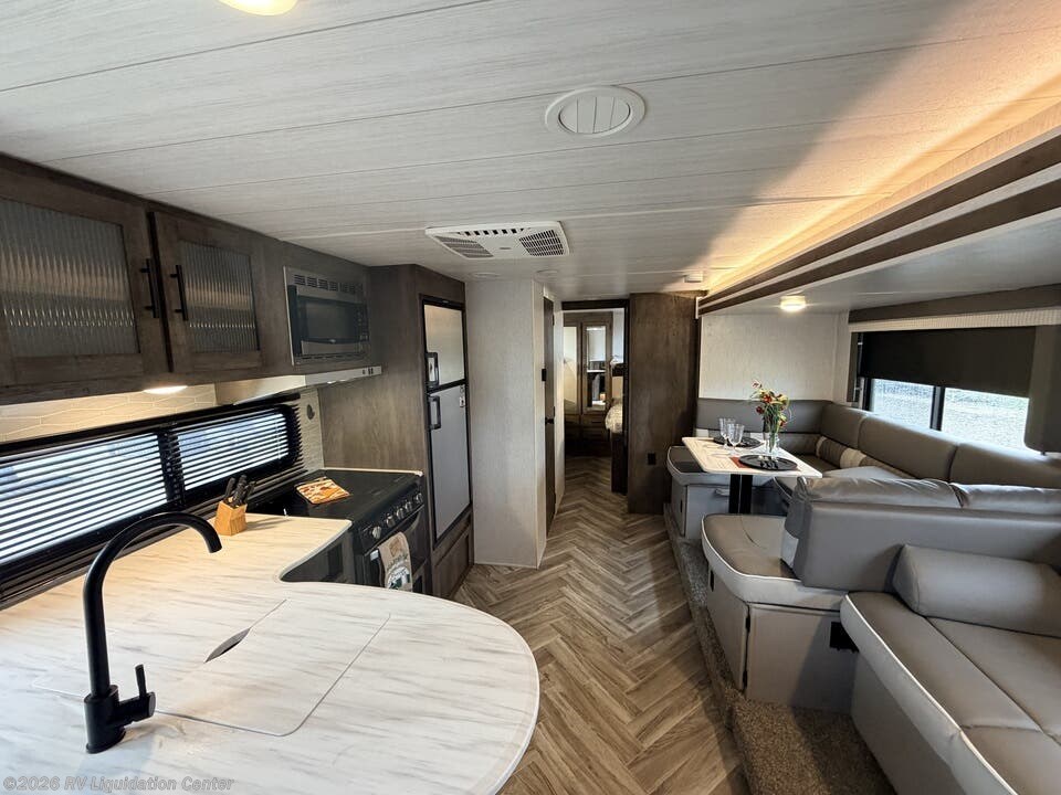 2022 Wildwood X-Lite by Forest River from RV Liquidation Center in Madera, California