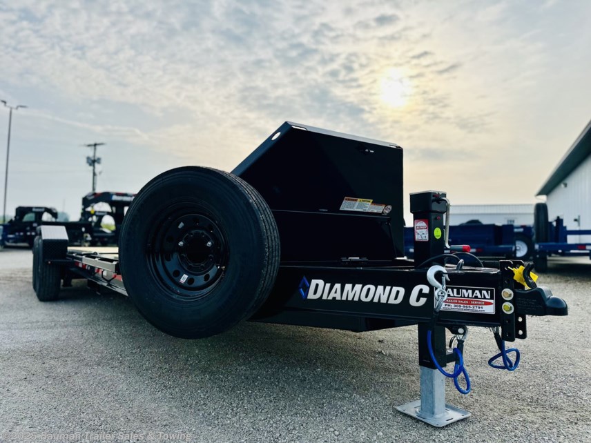 New 2025 Diamond C HDT 207 22x82 7K AXLES PACESETTER EDITION available in Goodfield, Illinois