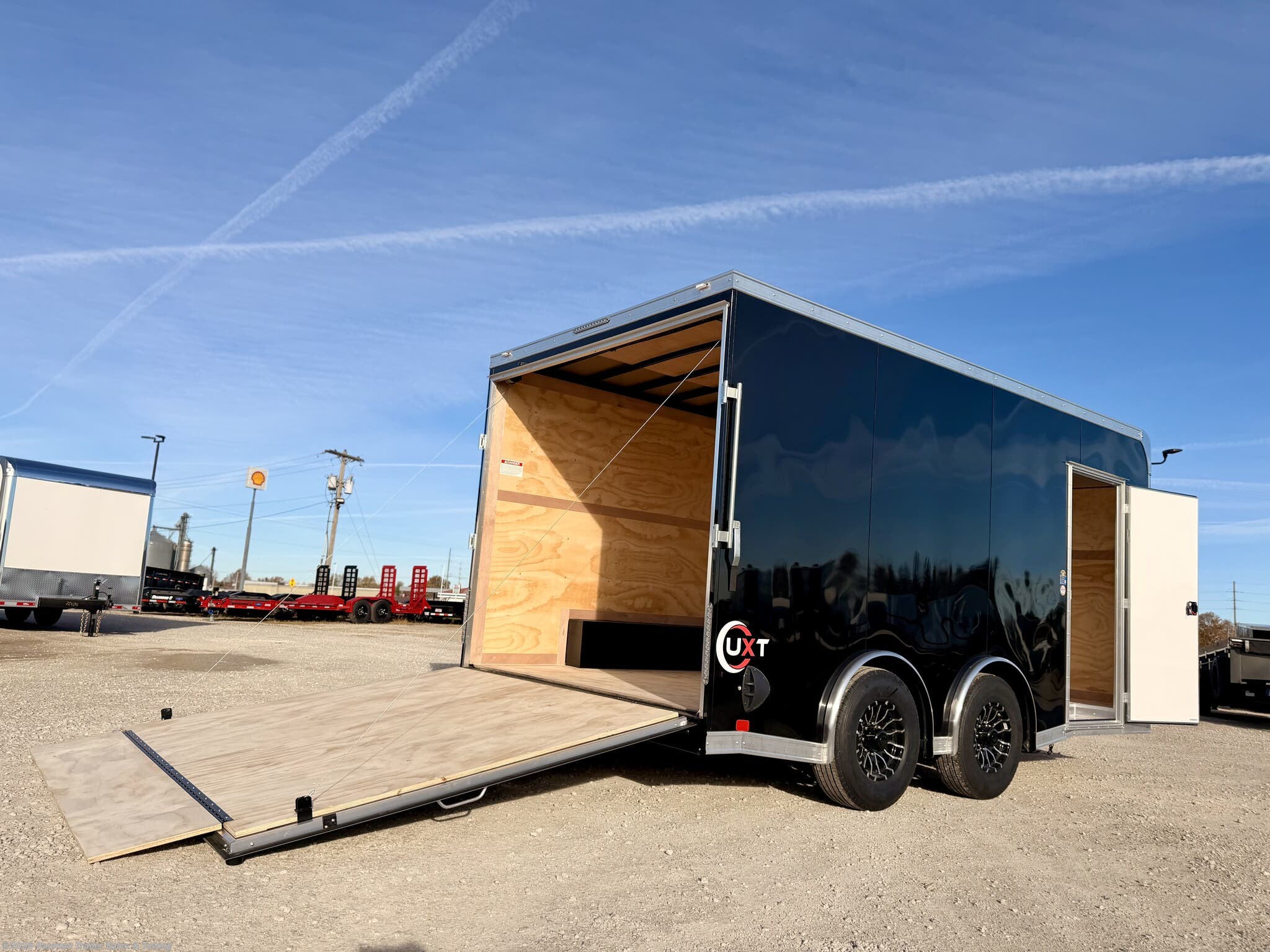 2026 United Trailers UXT 8.5x16 COMMERCIAL GRADE ENCLOSED TRAILER