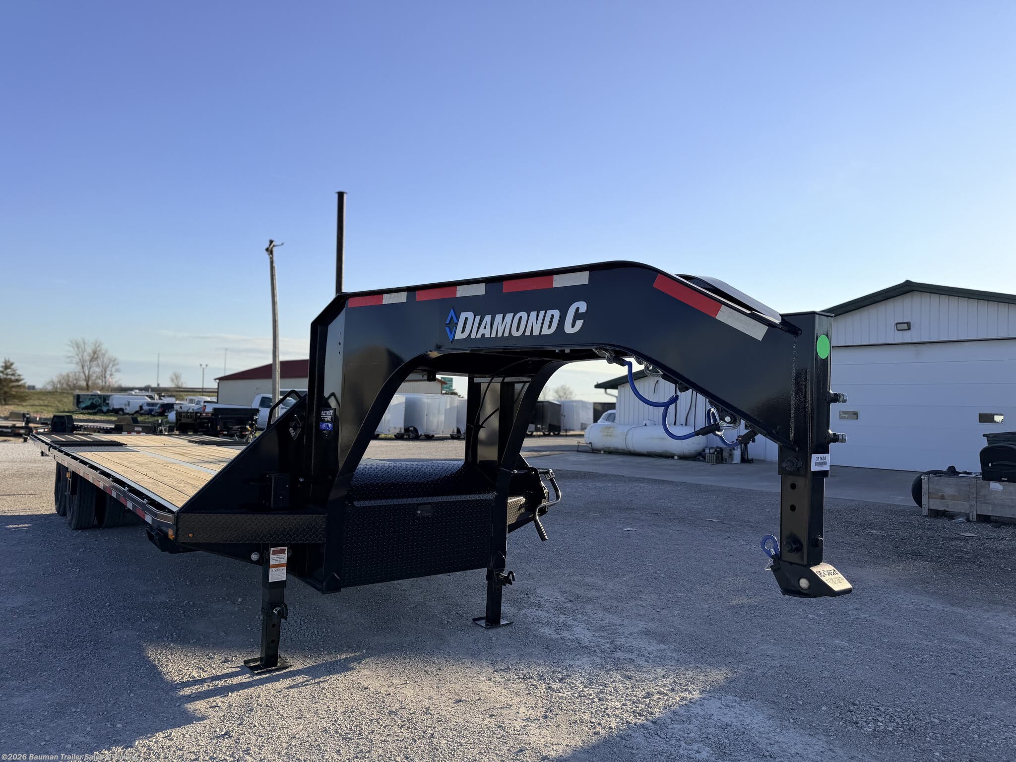 2026 Diamond C FMAX210 photo 4