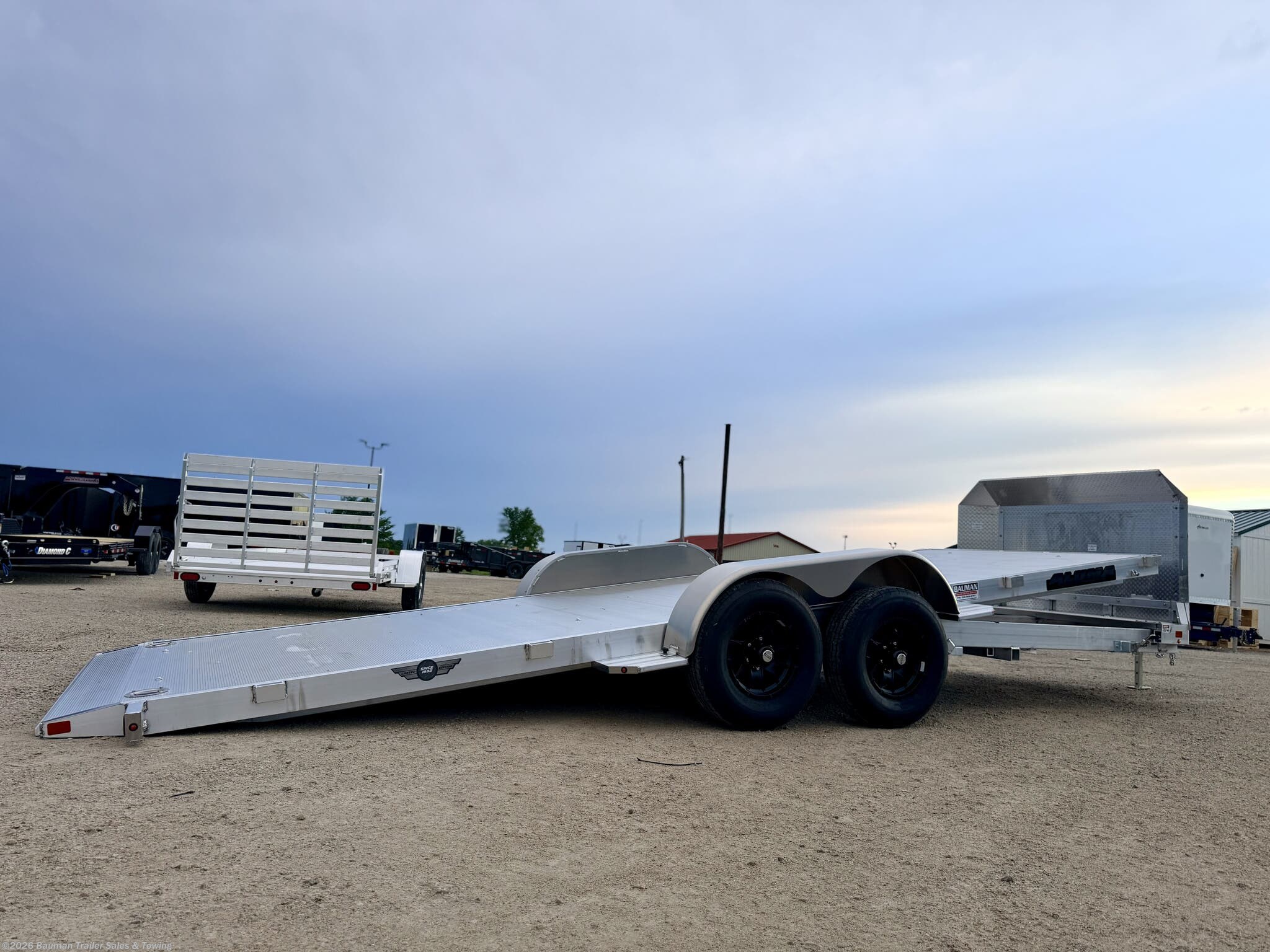 2027 Aluma 8220H photo 4