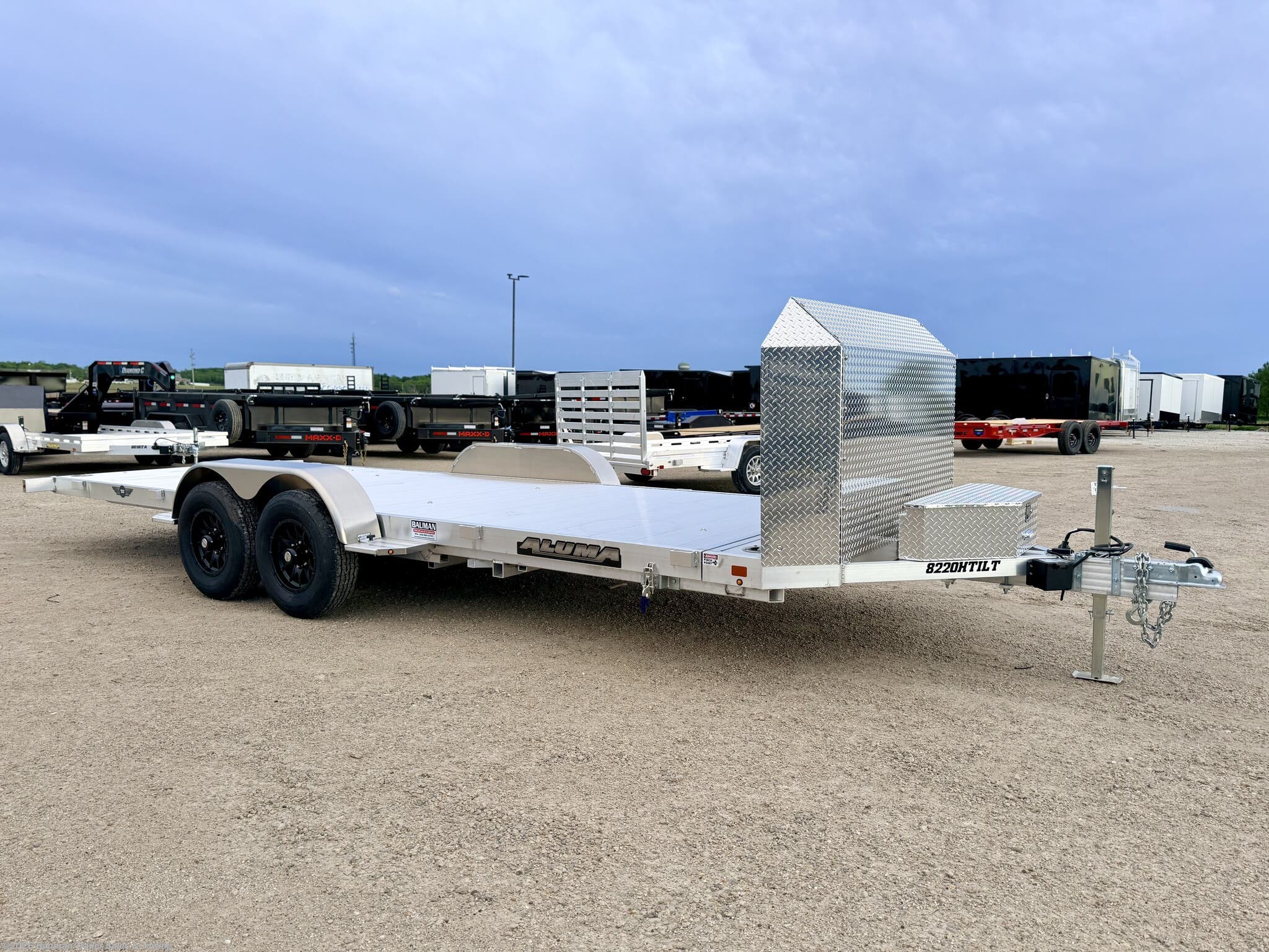 2027 Aluma 8220H photo 5
