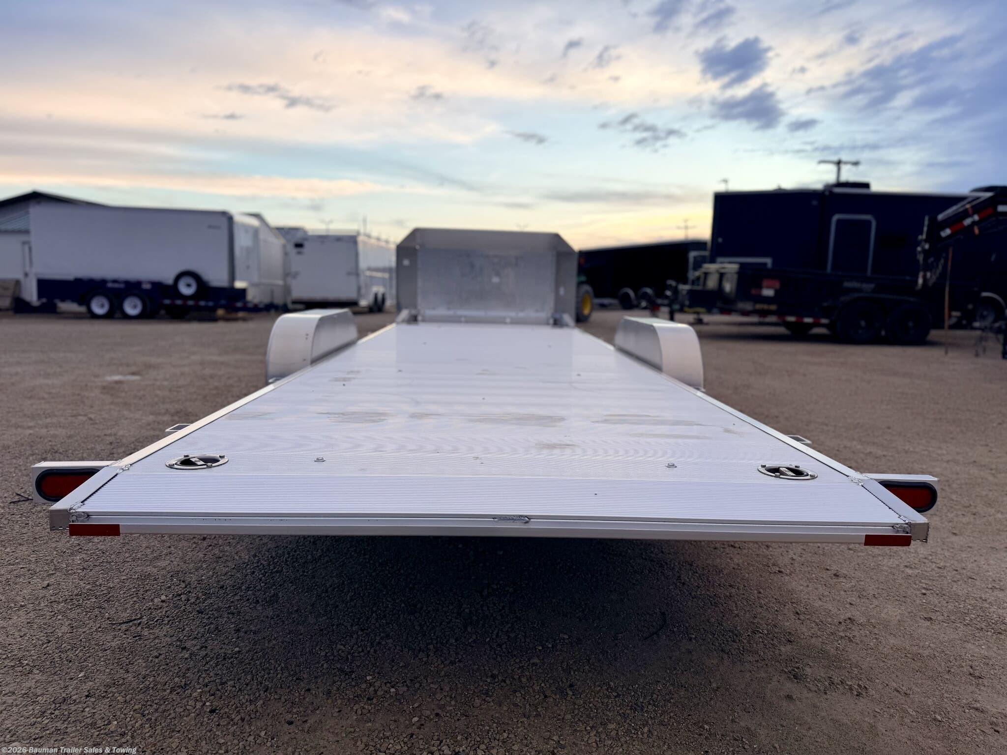 2027 Aluma 8220H photo 8