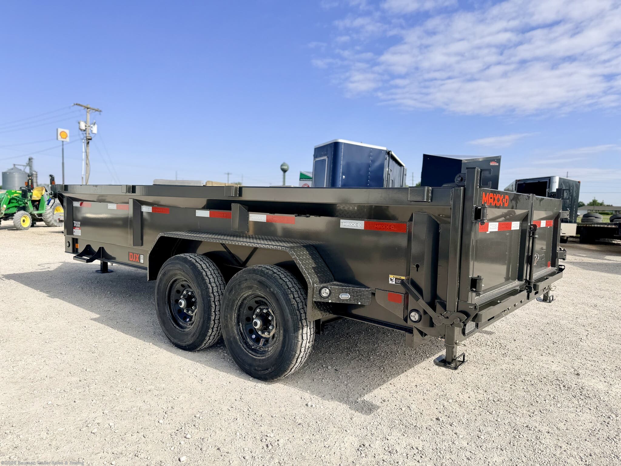 2027 MAXXD DJX photo 5