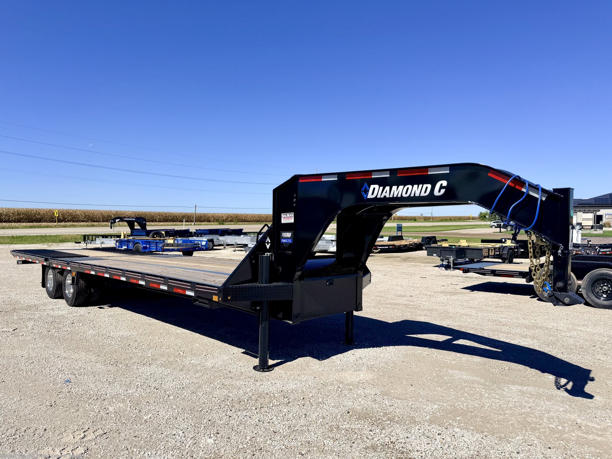 2026 Diamond C FMAX212 photo 4
