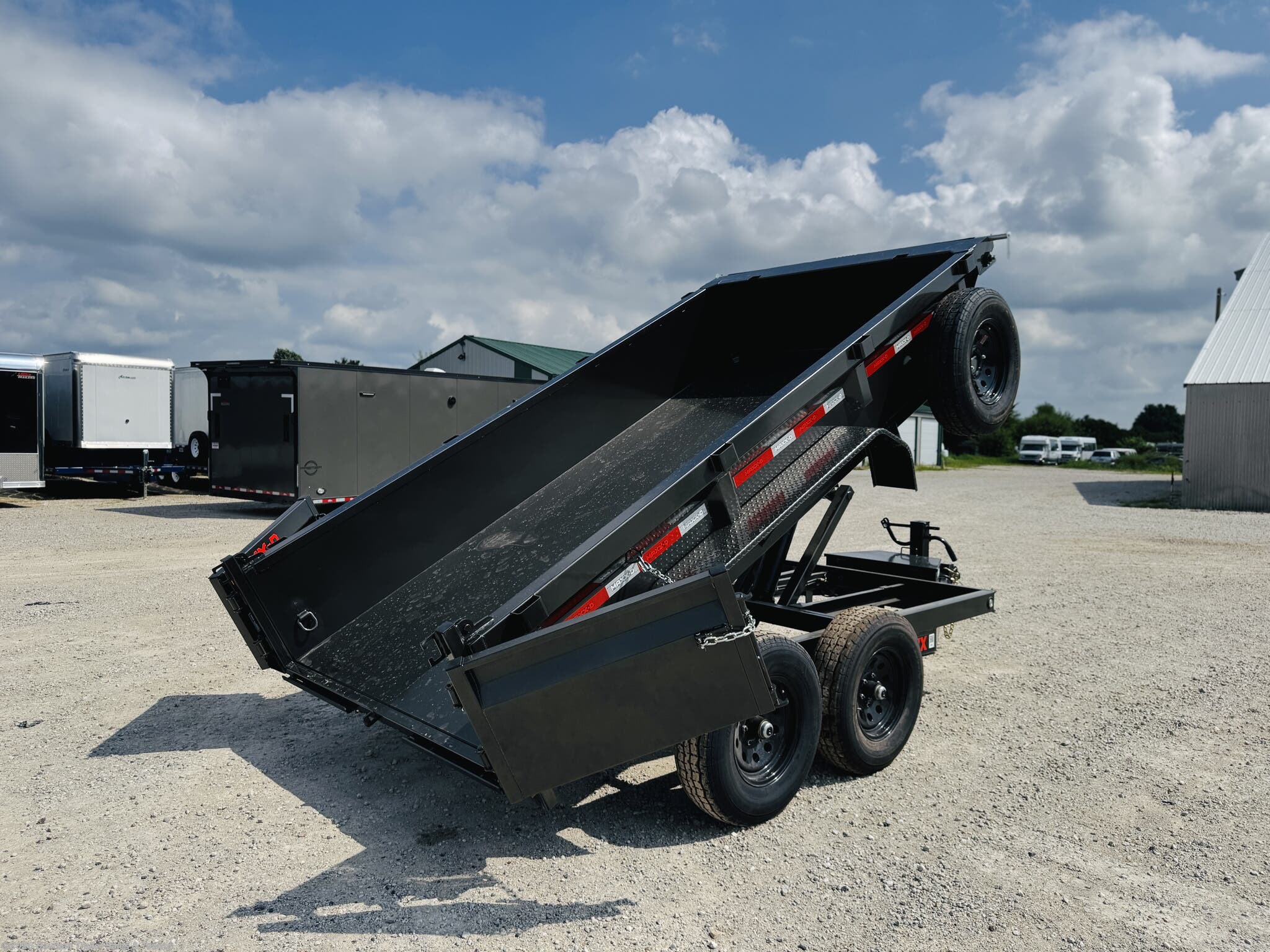 2027 MAXXD D7X photo 5