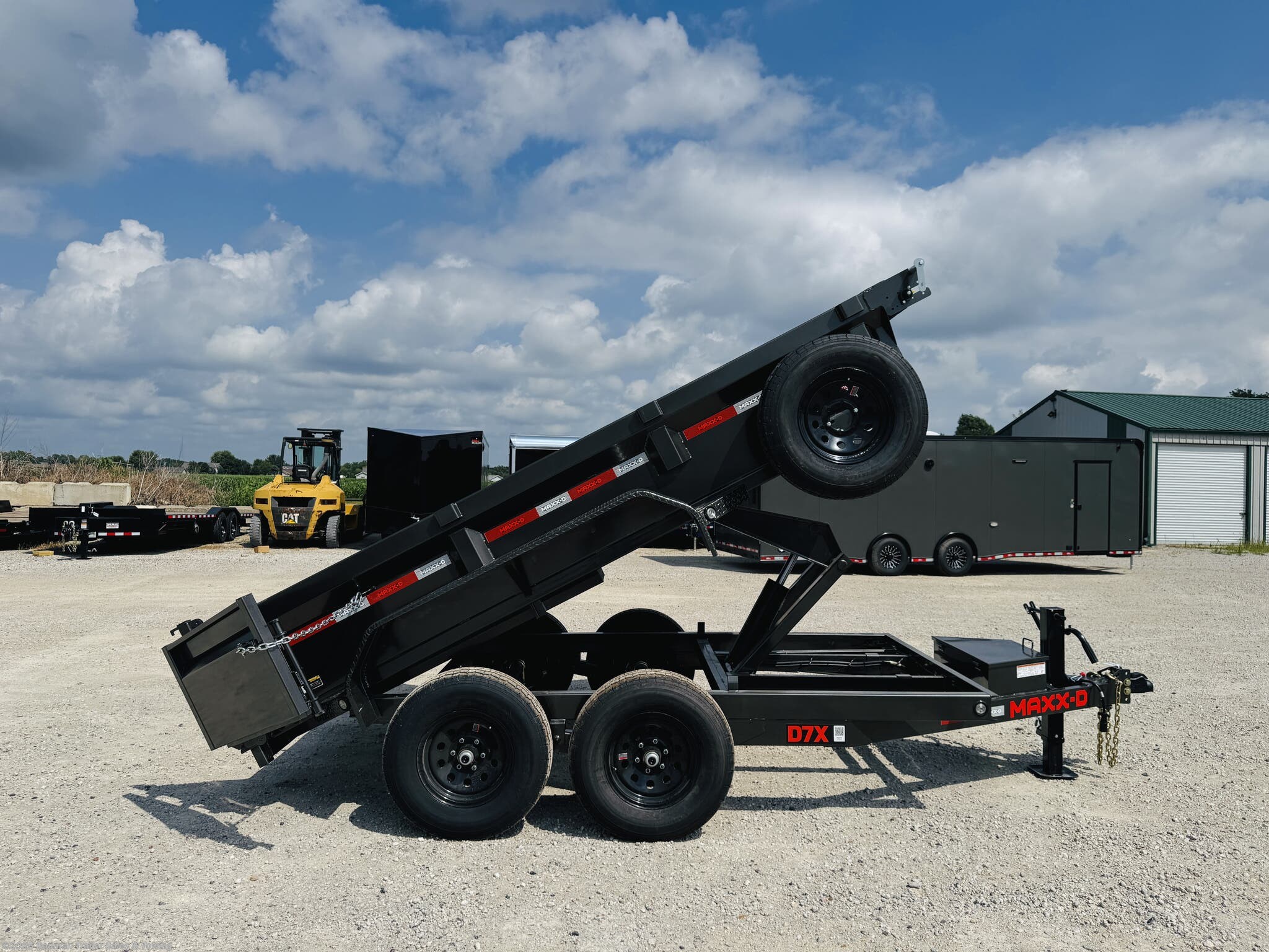 2027 MAXXD D7X photo 6