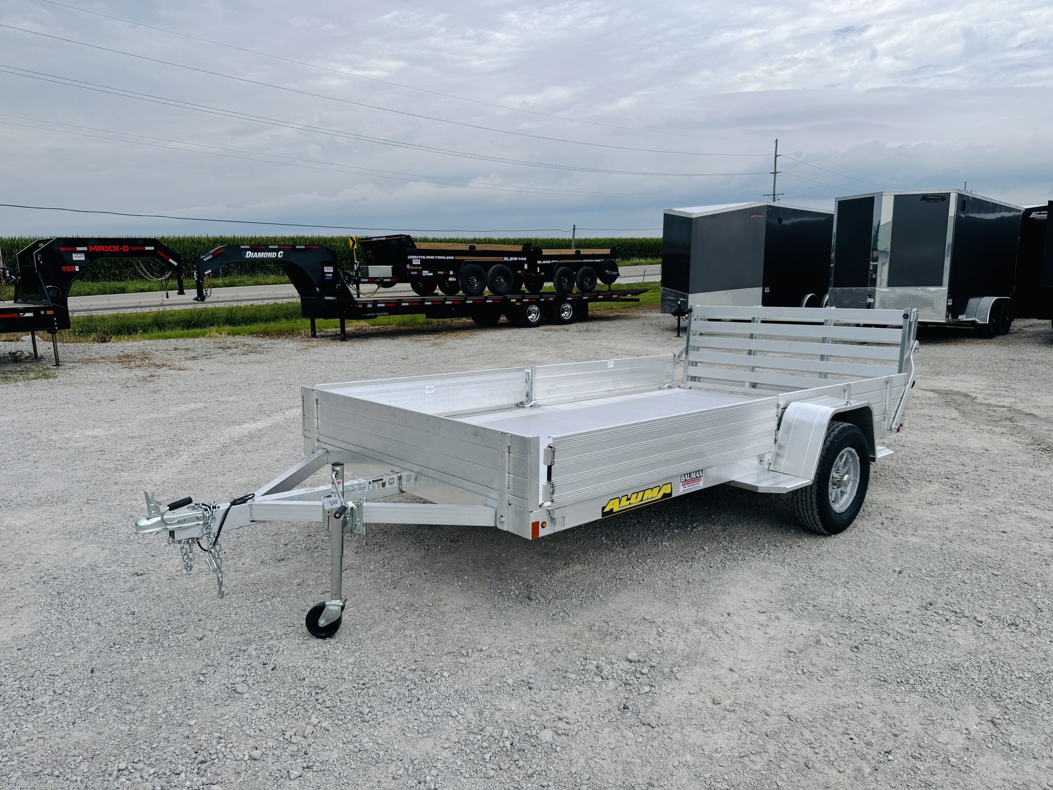 2027 Aluma 8112S-R-BT-SR photo 2