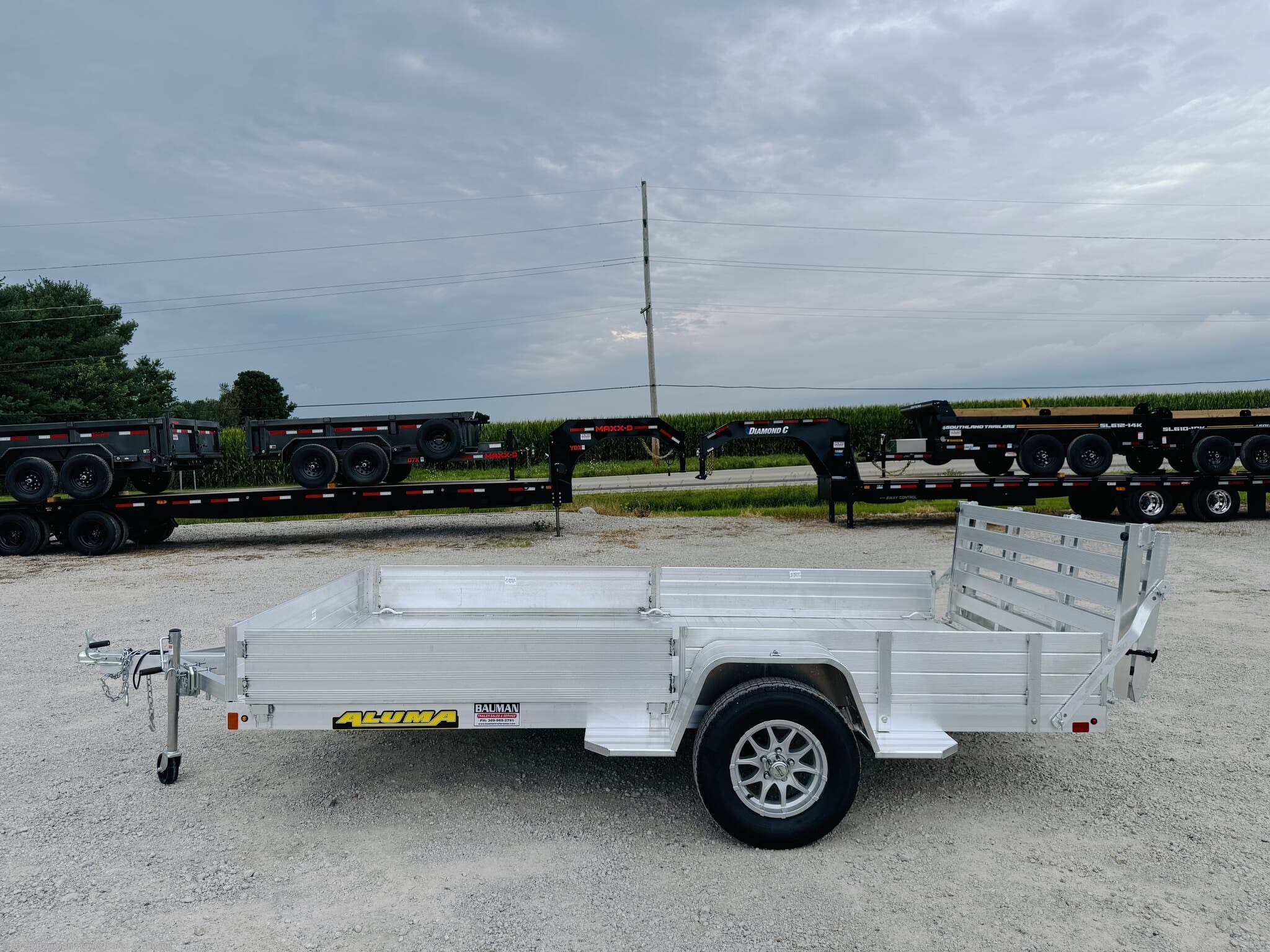 2027 Aluma 8112S-R-BT-SR photo 3