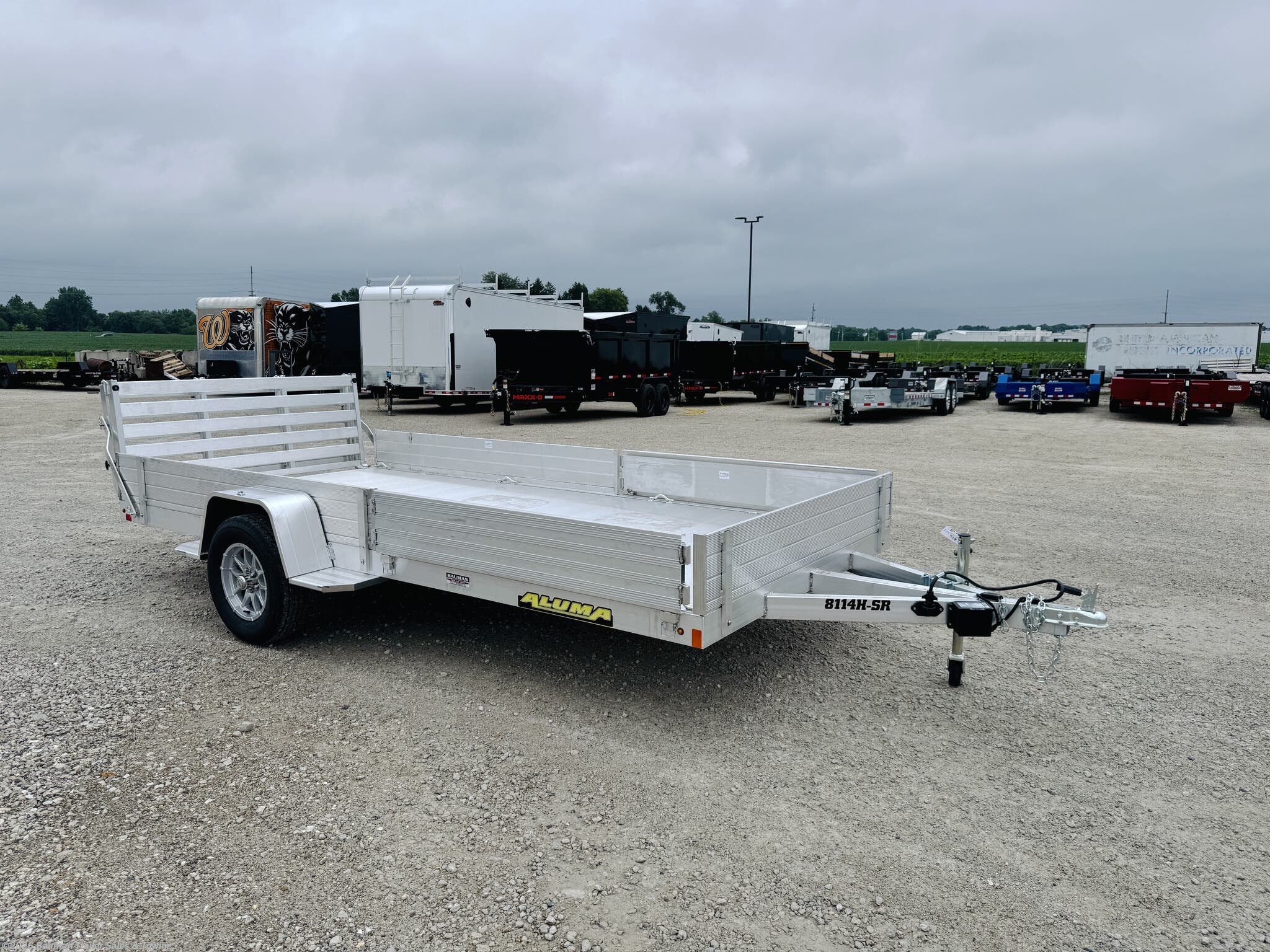 2027 Aluma 8114H-S-EL-R-BT-SR photo 2