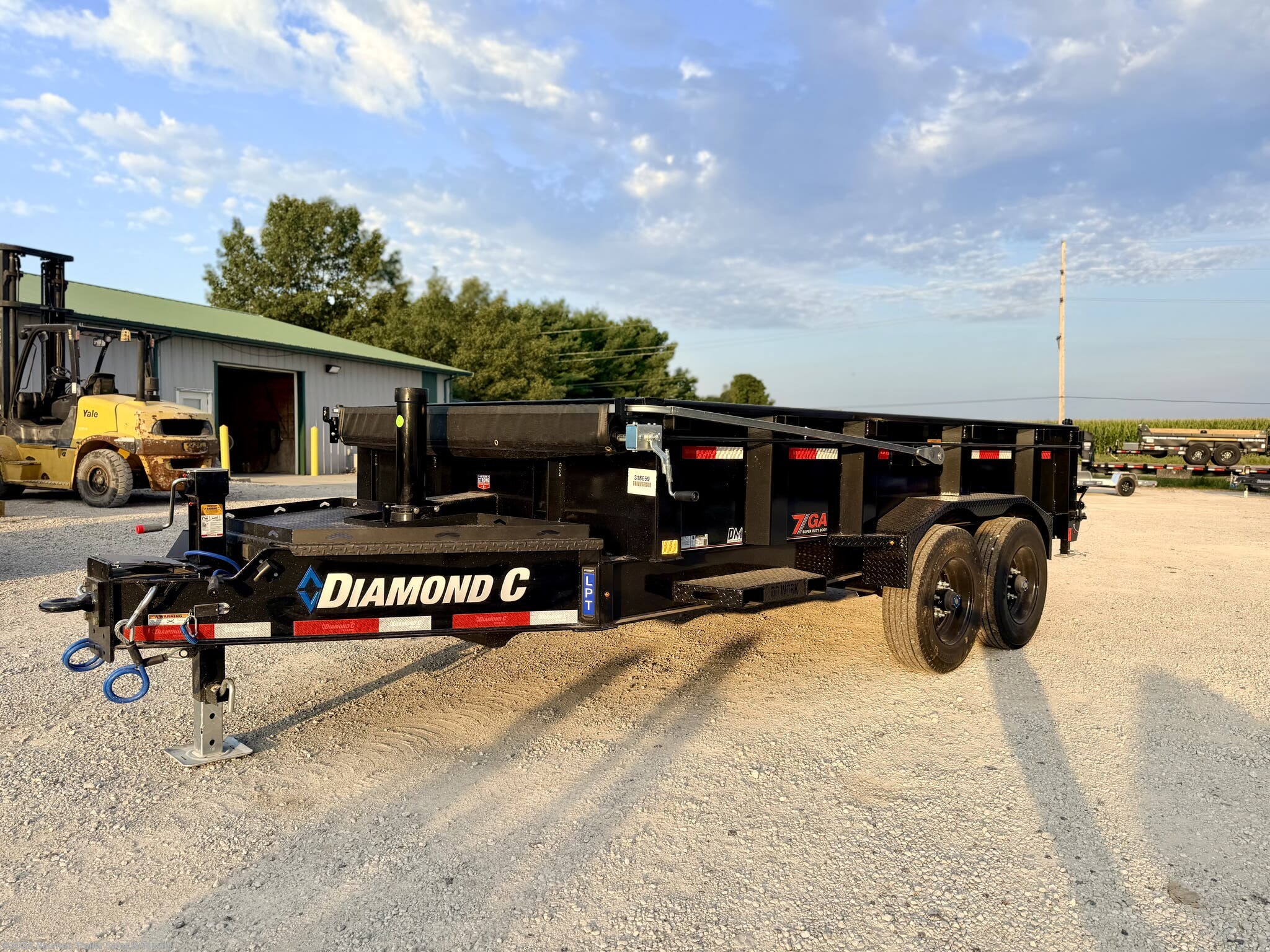 2027 Diamond C LPT photo 7