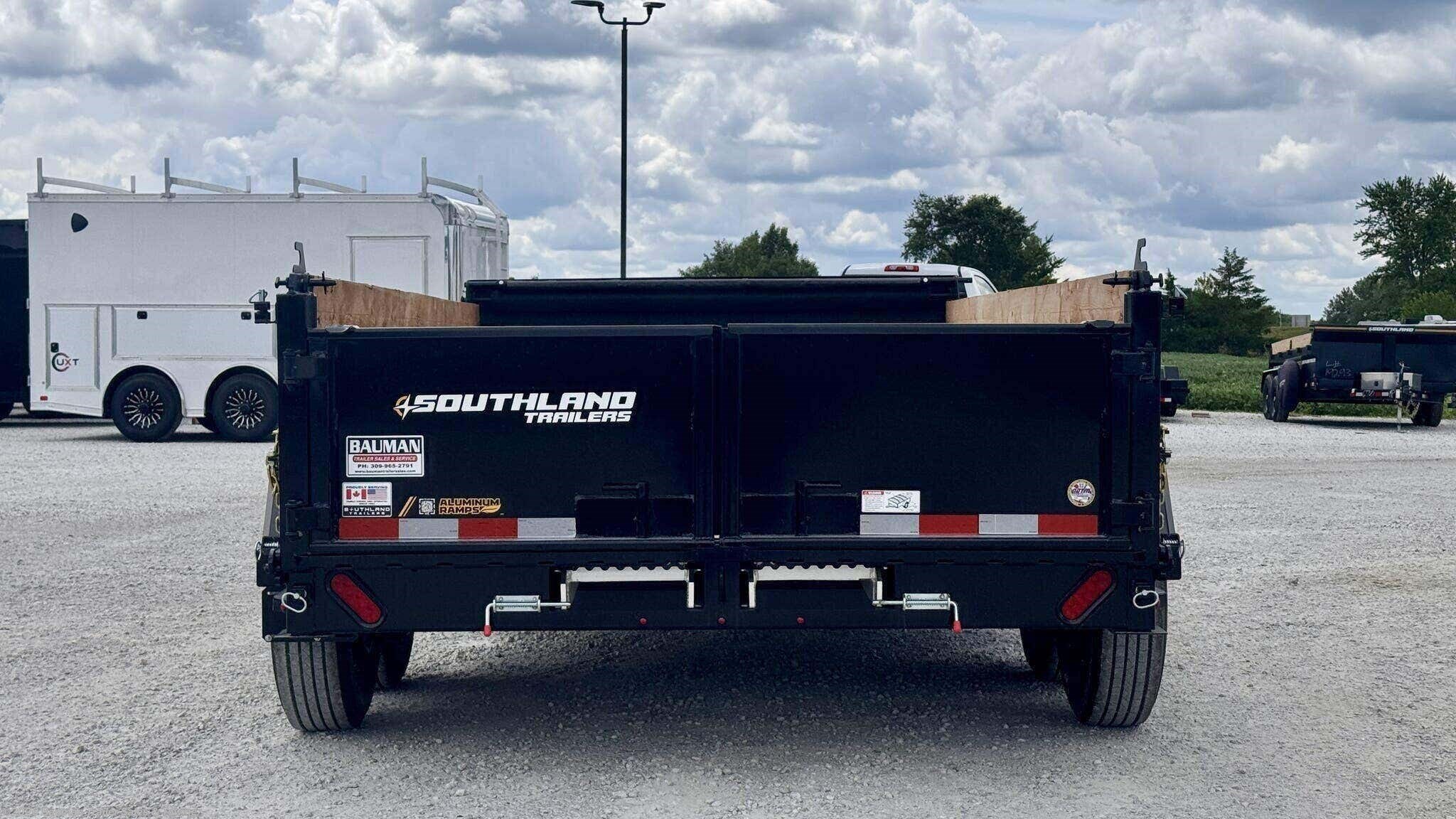 2027 Southland photo 7
