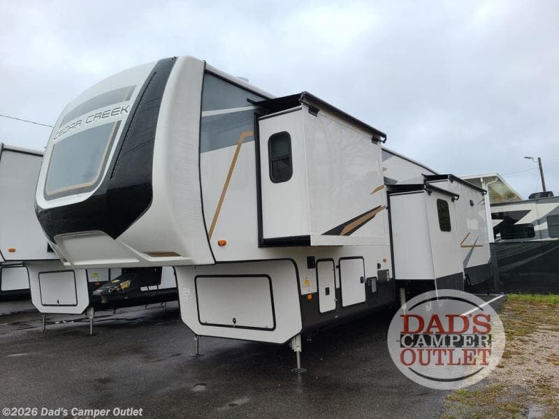 2022 Forest River Cedar Creek 377BH RV for Sale in Gulfport, MS 39503