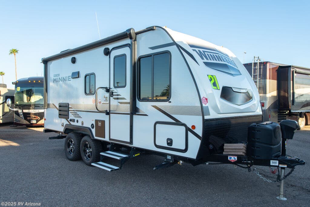 2021 Winnebago Micro Minnie 2100BH RV for Sale in El Mirage, AZ 85335
