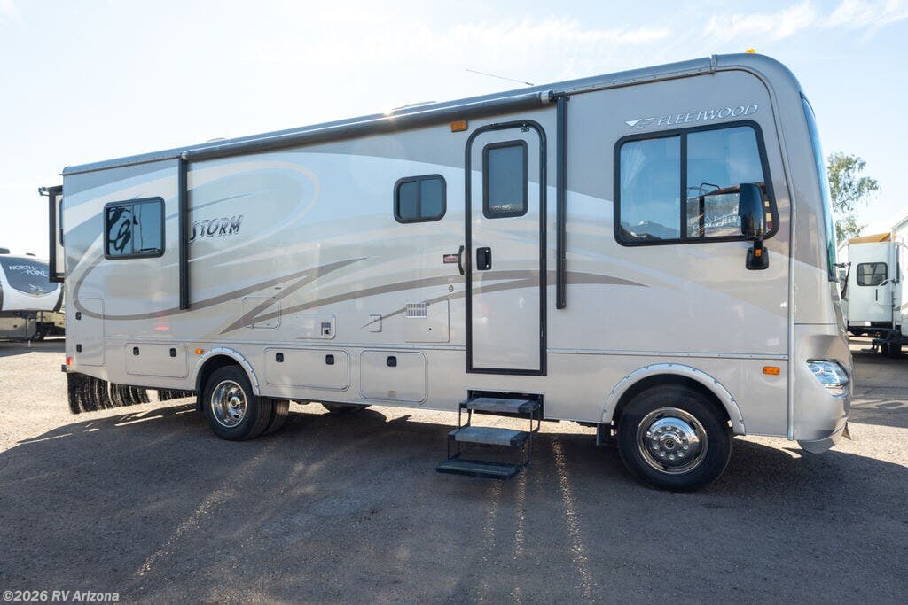 2014 Fleetwood Storm 28F RV for Sale in El Mirage, AZ 85335 CA07356
