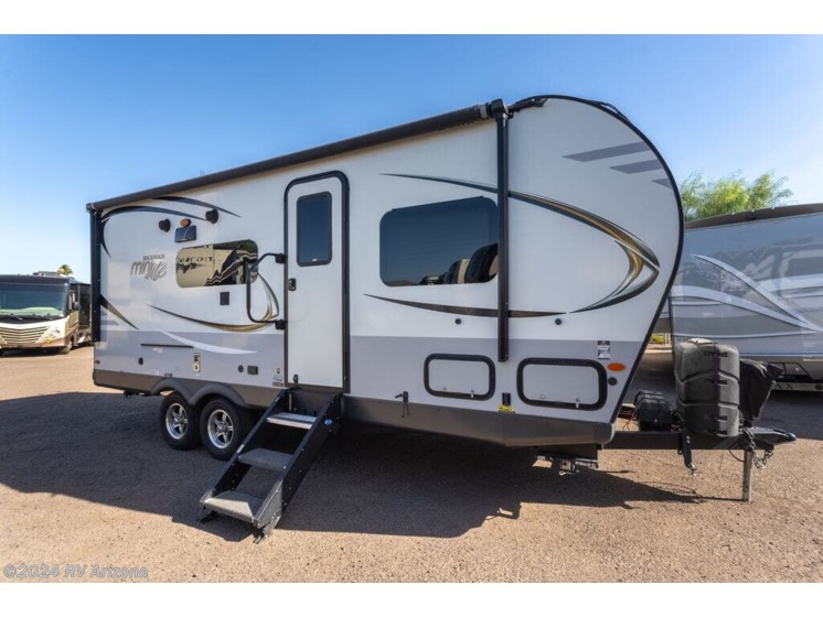 Used 2020 Forest River Rockwood Mini Lite 2204S available in El Mirage, Arizona