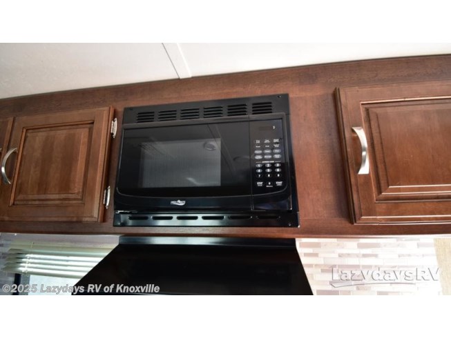 2017 Keystone Passport Elite 23RB RV for Sale in Knoxville