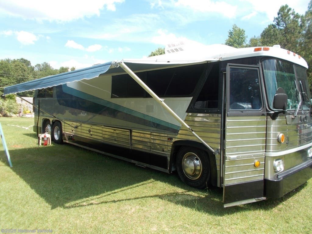 1976 MCI MC8 Motorhome Conversion RV for Sale in Sumter, SC 29153 ...