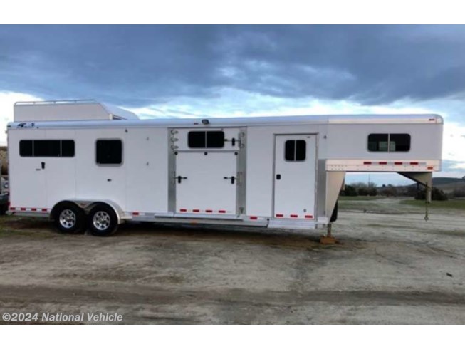 2016 4 Star Rv 2 1 4 Horse Trailer For Sale In Omaha Ne 68127