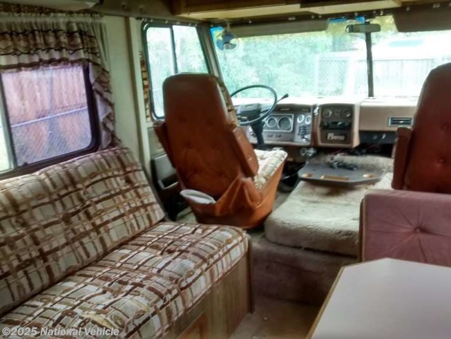 1981 Winnebago Chieftain Class A Motorhome RV for Sale in Longmont, CO