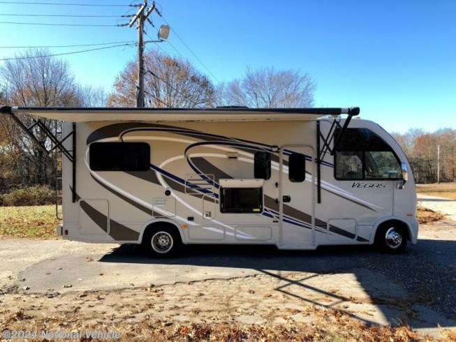 2015 Thor Motor Coach Vegas 24.1 RV for Sale in Holbrook, MA 02343 ...