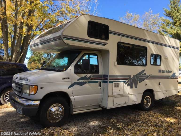 1998 Winnebago RV Minnie 22RB 22' Class C Motorhome for Sale in