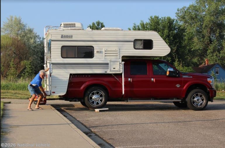 2001 Lance Truck Camper Short Bed 845 RV for Sale in Murray, NE 68409