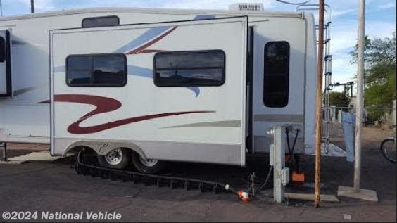 2006 Forest River Cardinal 36' Fifth Wheel RV for Sale in