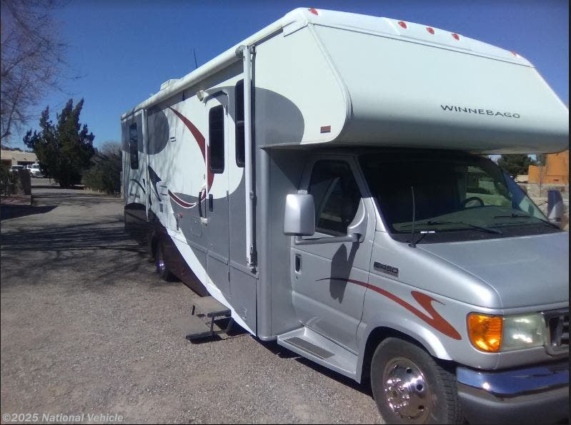 2006 Winnebago Minnie Winnie 31C RV for Sale in Las Cruces, NM 88007