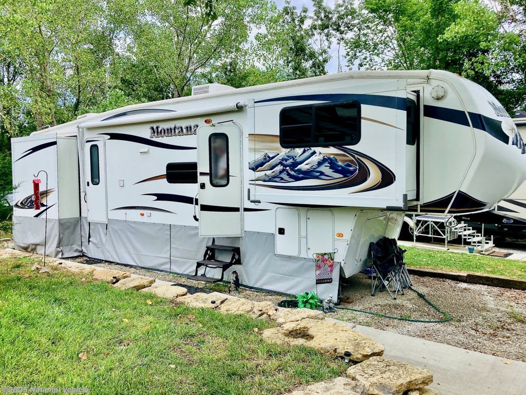 2011 Keystone Montana (Hickory Edition) 3750FL RV for Sale in Peculiar ...